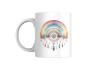 Preview: Weißer Keramikbecher mit einem Boho-Regenbogenmotiv, verziert mit feinen Mandala-Details und hängenden Federn. Ein harmonisches Design, das ideal für Liebhaber spiritueller und boho-inspirierter Kunst ist.