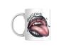 Preview: Weiße Tasse mit dem Halloween-Motiv 'Bad Witch'. Das Design zeigt große, glänzende Lippen in Schwarz und Rosa mit herausgestreckter Zunge und Glitzer-Effekt, umgeben von kleinen Fledermäusen. Der Schriftzug 'Bad Witch' ist darüber platziert. Perfekt für H