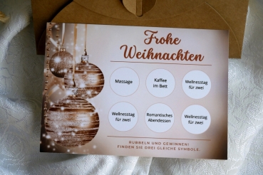 Nahaufnahme der Rubbelkarte mit aufgerubbelten Feldern und individuellen Texten.