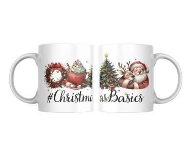 Preview: Weihnachtstasse Christmas Basics Preview: Weihnachtstasse mit dem Schriftzug '#ChristmasBasics' und festlichen Motiven: auf der einen Seite ein heißes Getränk mit Marshmallows und Weihnachtskranz, auf der anderen Seite der Weihnachtsmann mit einem Rentier und geschmücktem Weihnachtsbaum. Perfekte