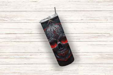Düsterer Totenkopf-Trinkbecher mit roten, leuchtenden Augen und einem komplexen, gotischen Design in Schwarz- und Rottönen. Der Becher vermittelt eine unheimliche Atmosphäre und ist mit mystischen Details verziert.